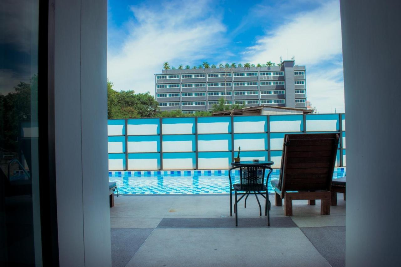 Baan Pakdi Pattaya Apartment Exterior photo